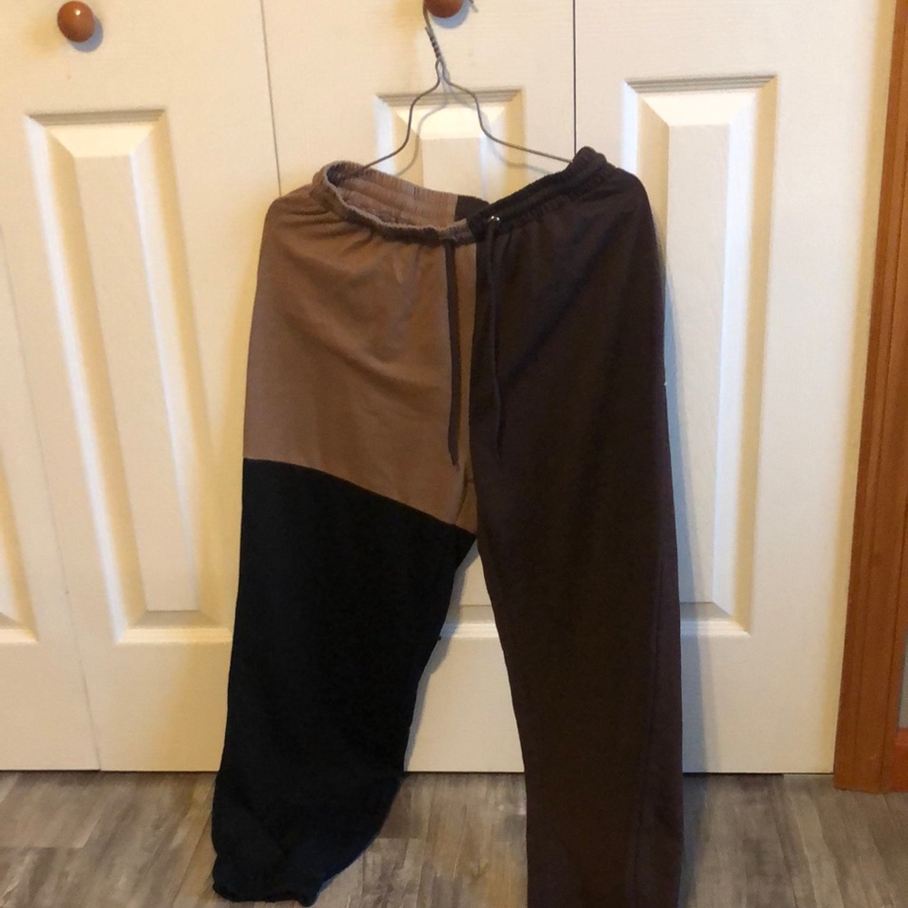 Thin Sweatpants
